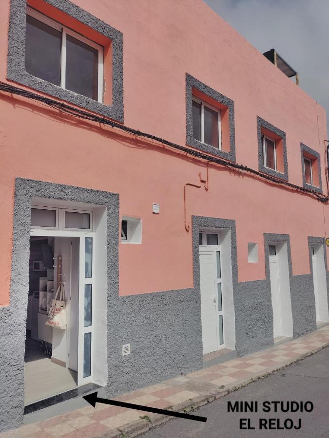 Mini Estudio El Reloj San Nicolas ภายนอก รูปภาพ